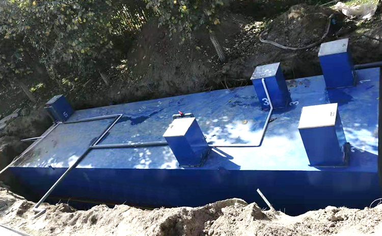 新疆阿克蘇地區(qū)污水處理項(xiàng)目設(shè)備安裝現(xiàn)場(圖4)